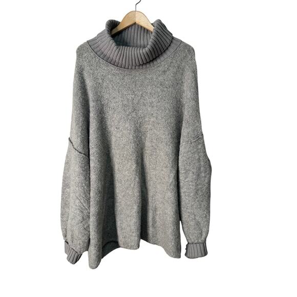 Free People Milo Oversized Tunic High Neck Sweater in Heather Grey Size large - Picture 2 of 10